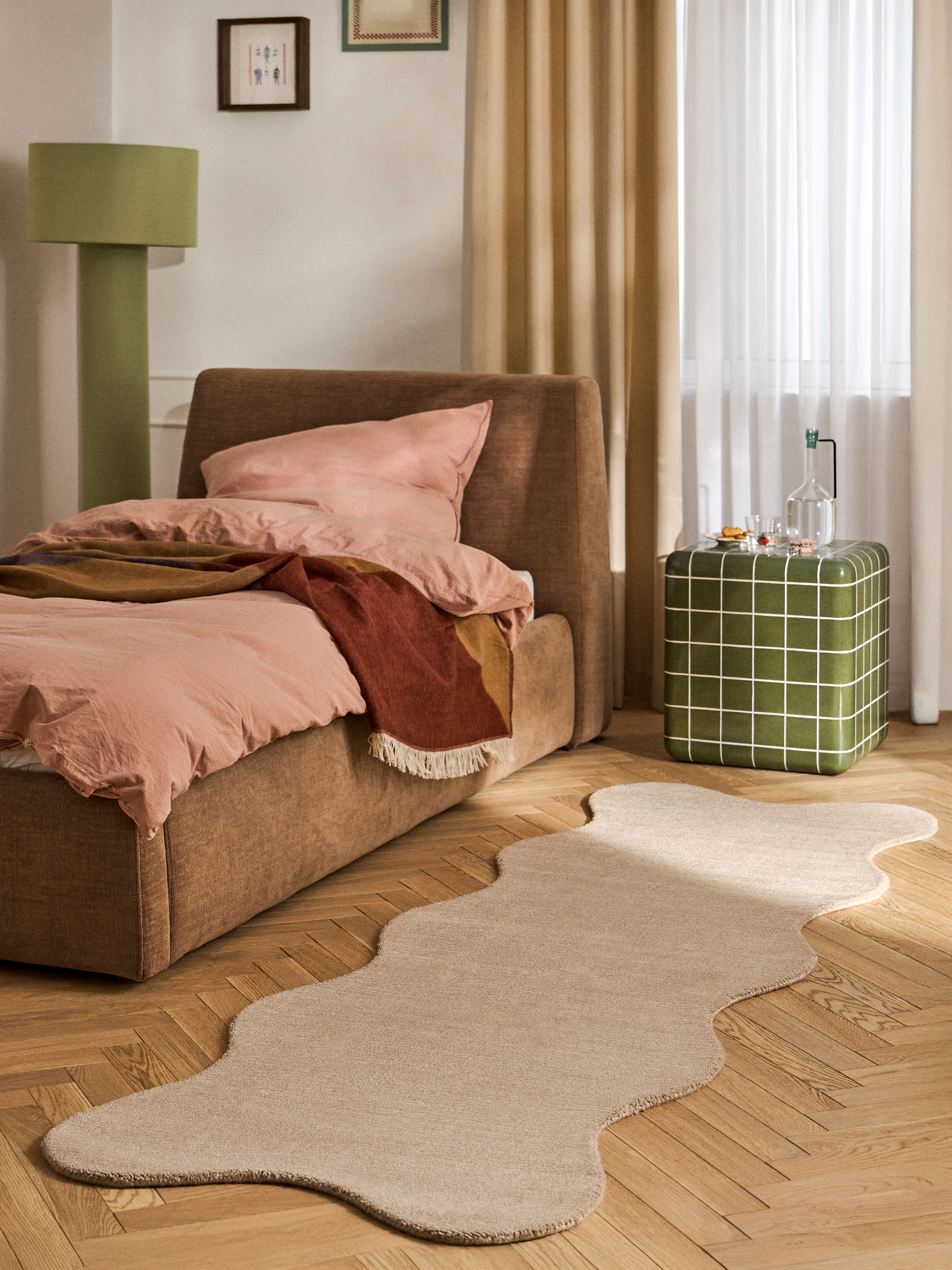 Get the look: Soft Shapes, Retro Feels