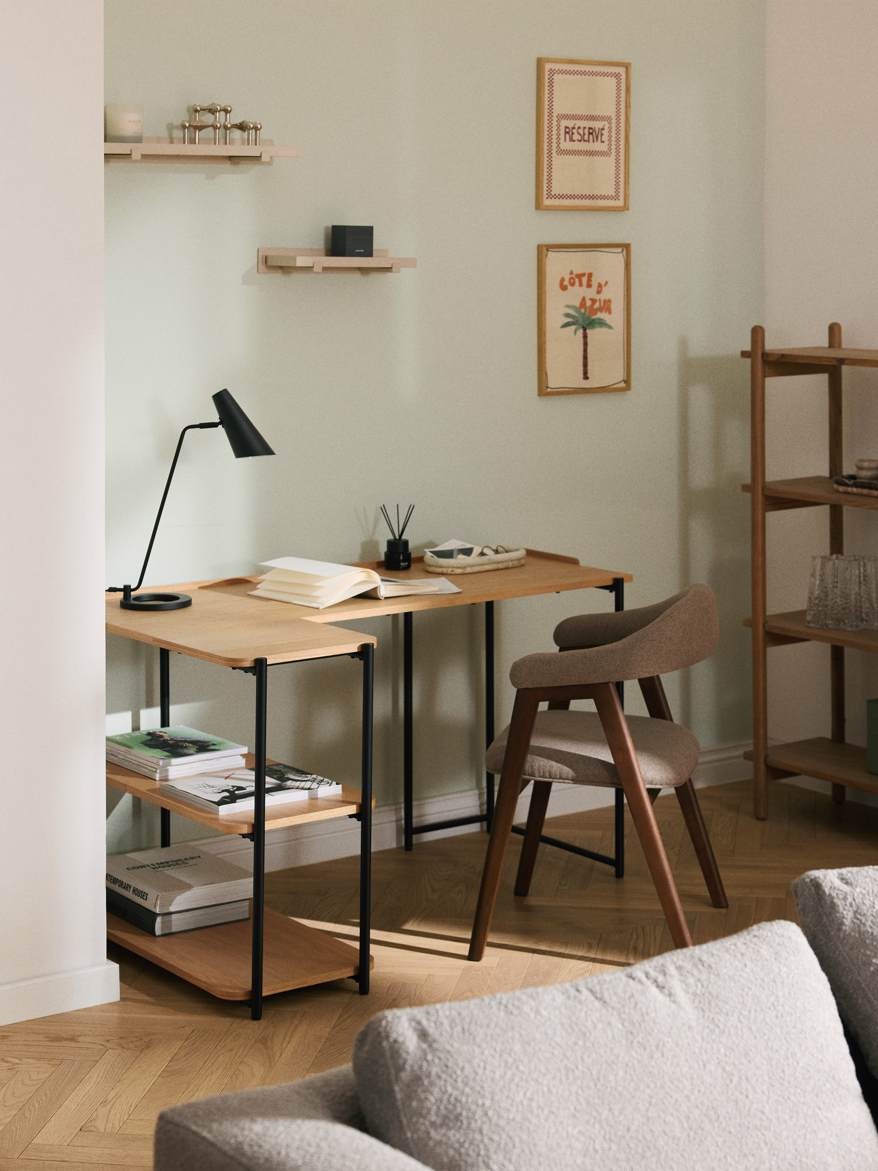 The perfect workspace for small rooms