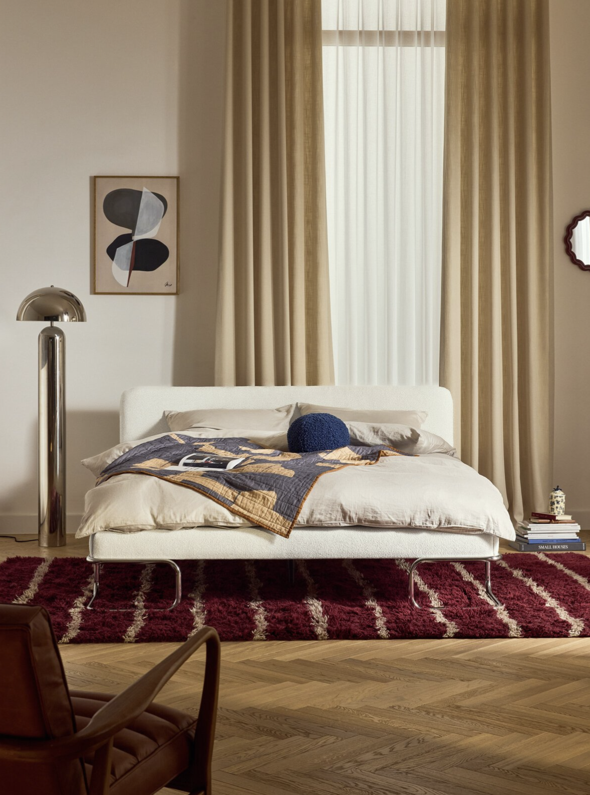 Trend Look: Chrome in the Bedroom