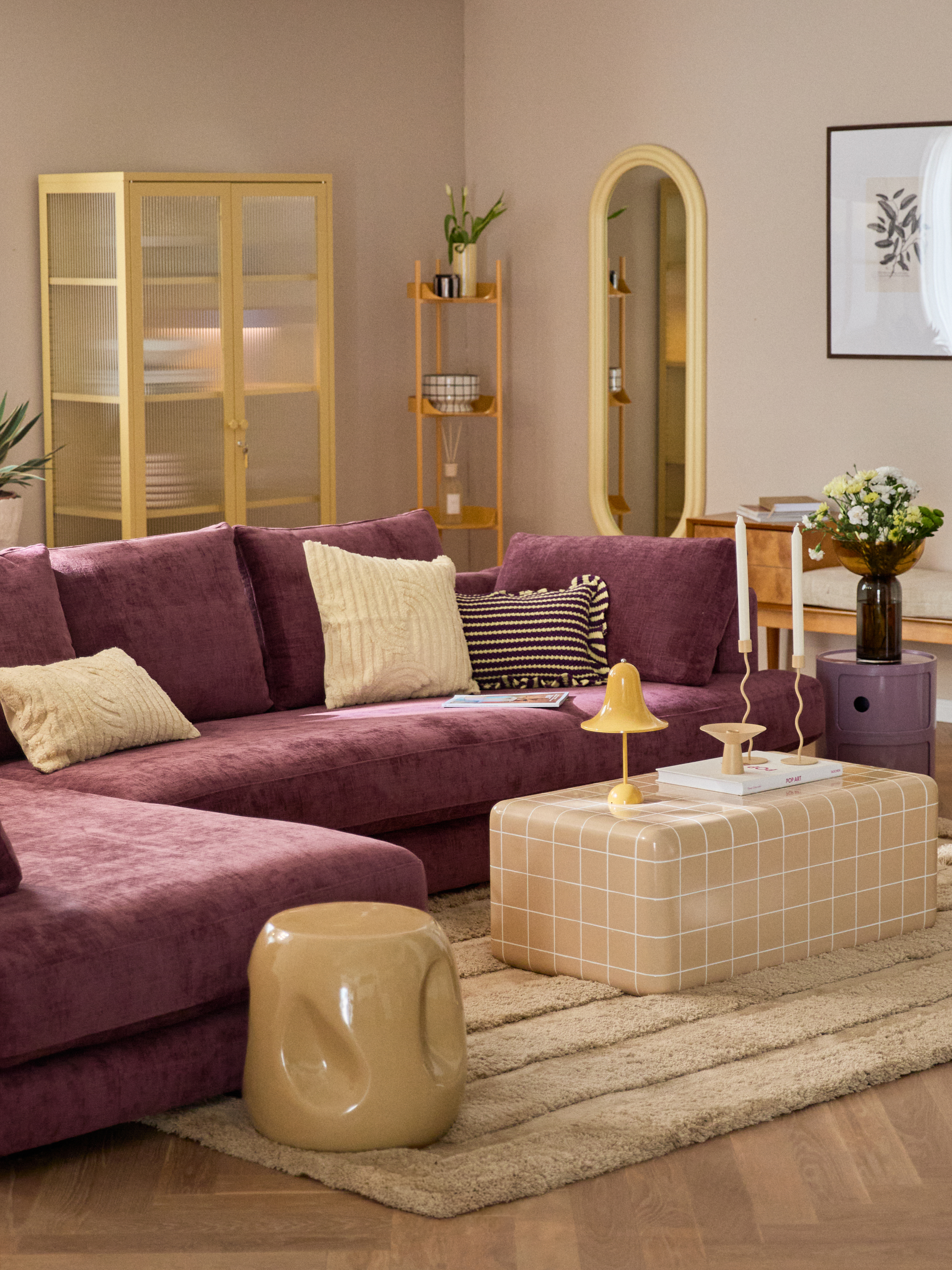 Trend colour: butter yellow for the living room